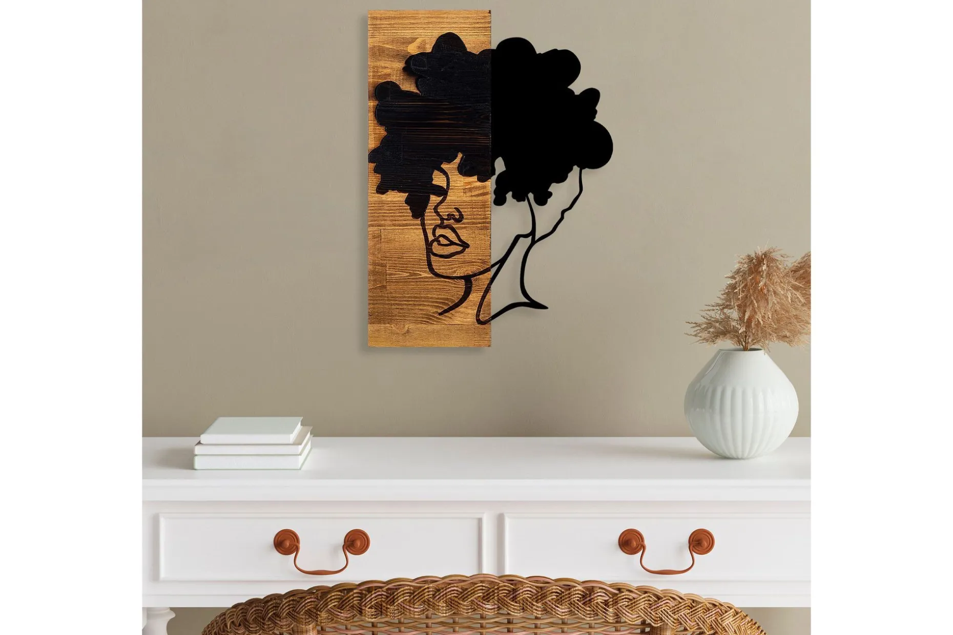 African Woman Veggdekor