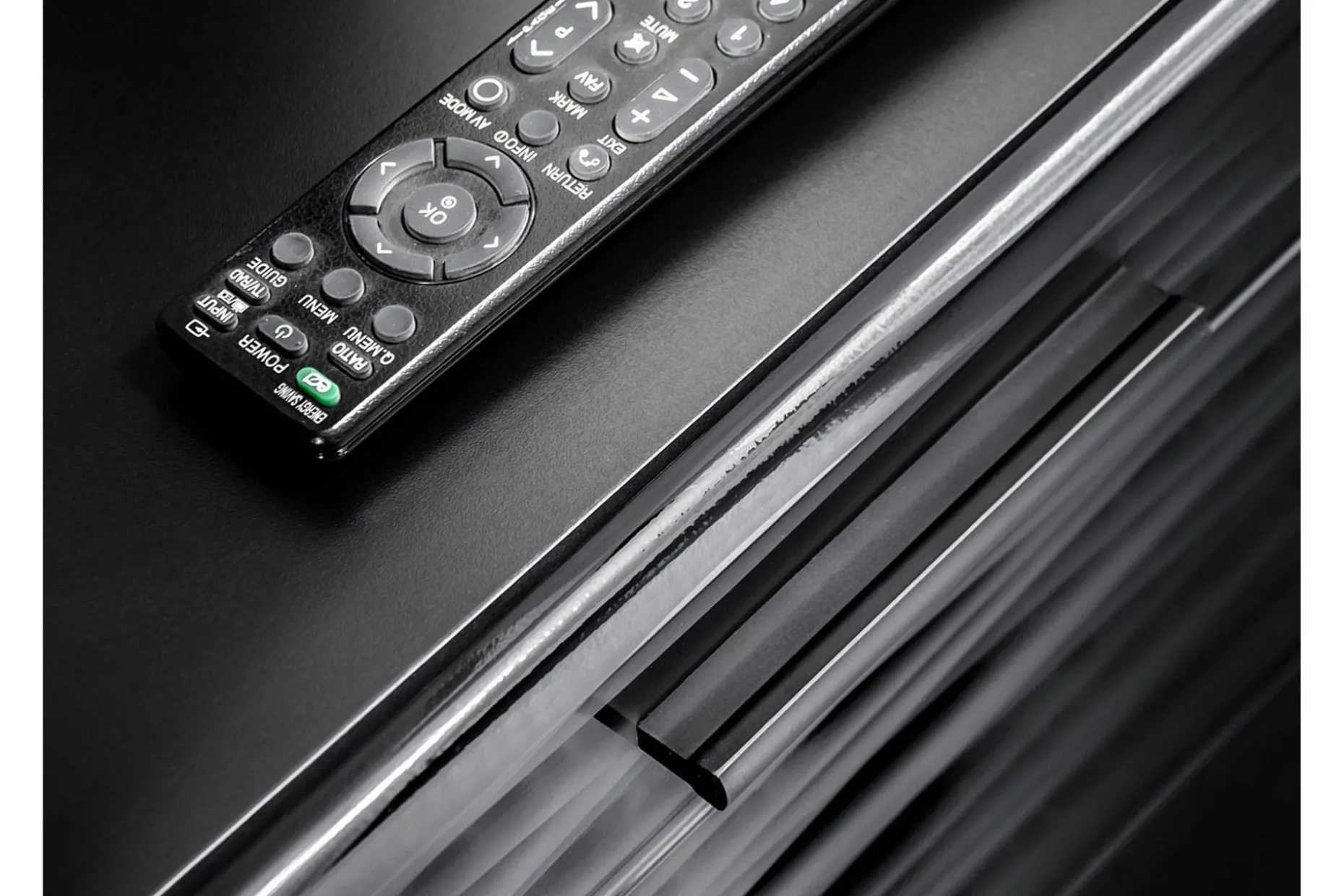 Apryl Modern TV mediamøbel med vitrineskap og LED-belysning