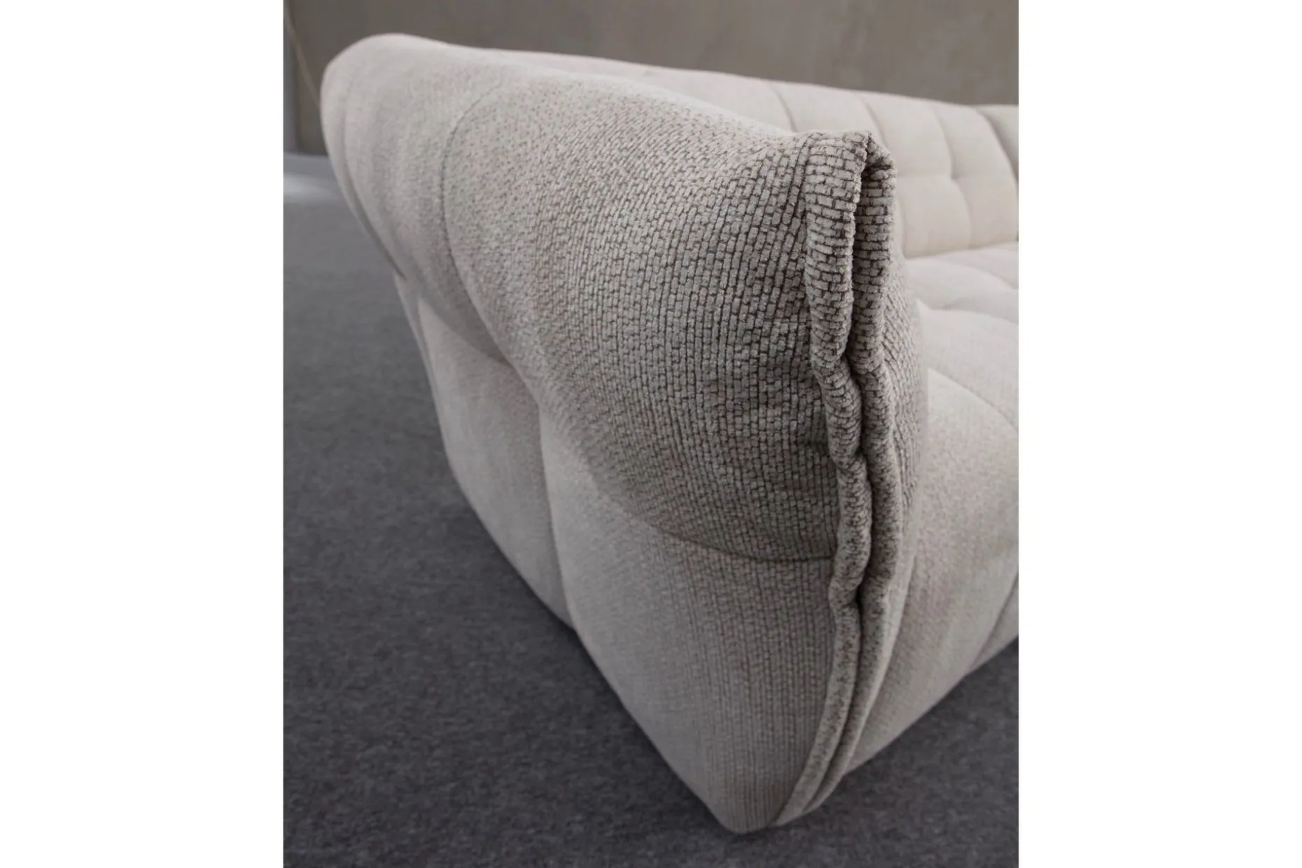 Azzo 4-seters Sofa med Divan