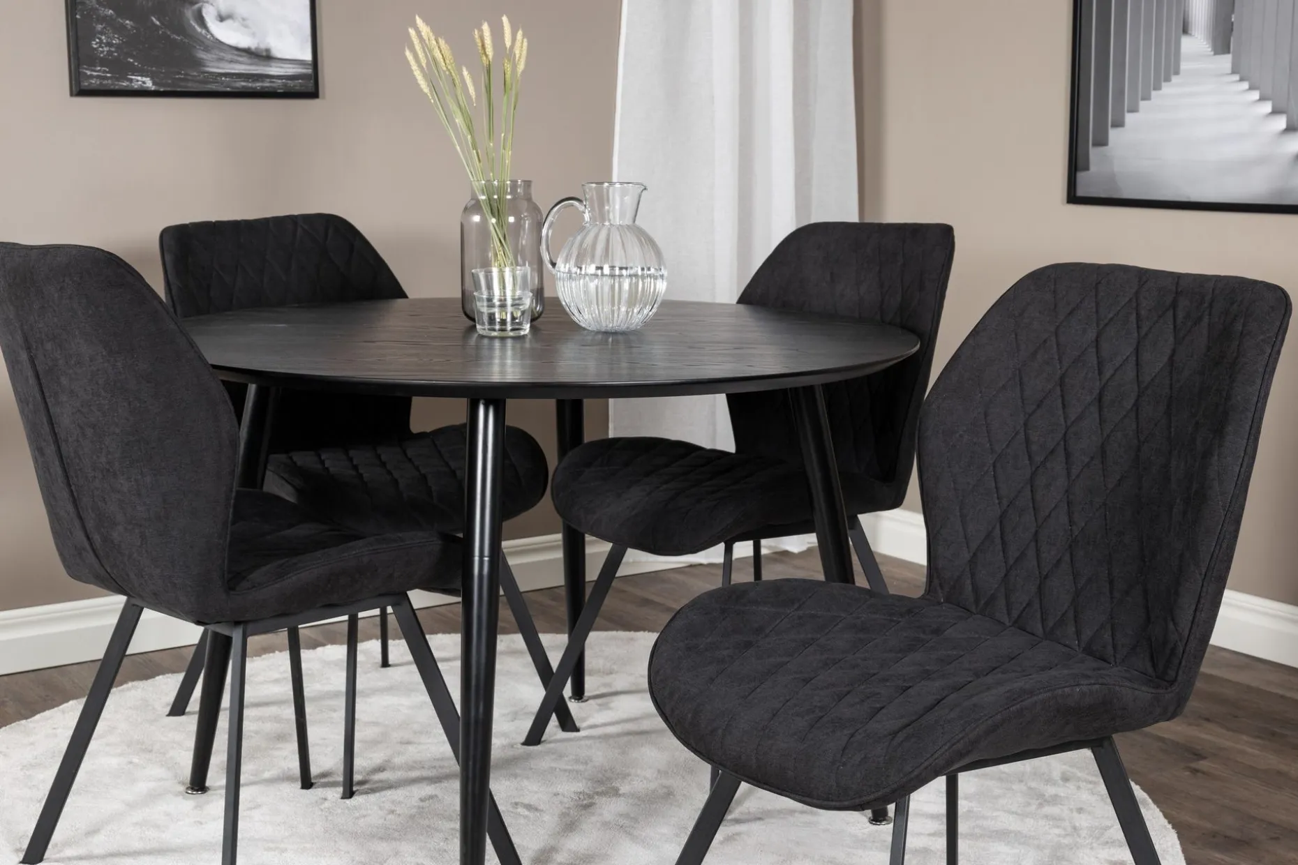 Balisa Spisegruppe 115 cm Rund inkl. 4 Sumoas Stoler