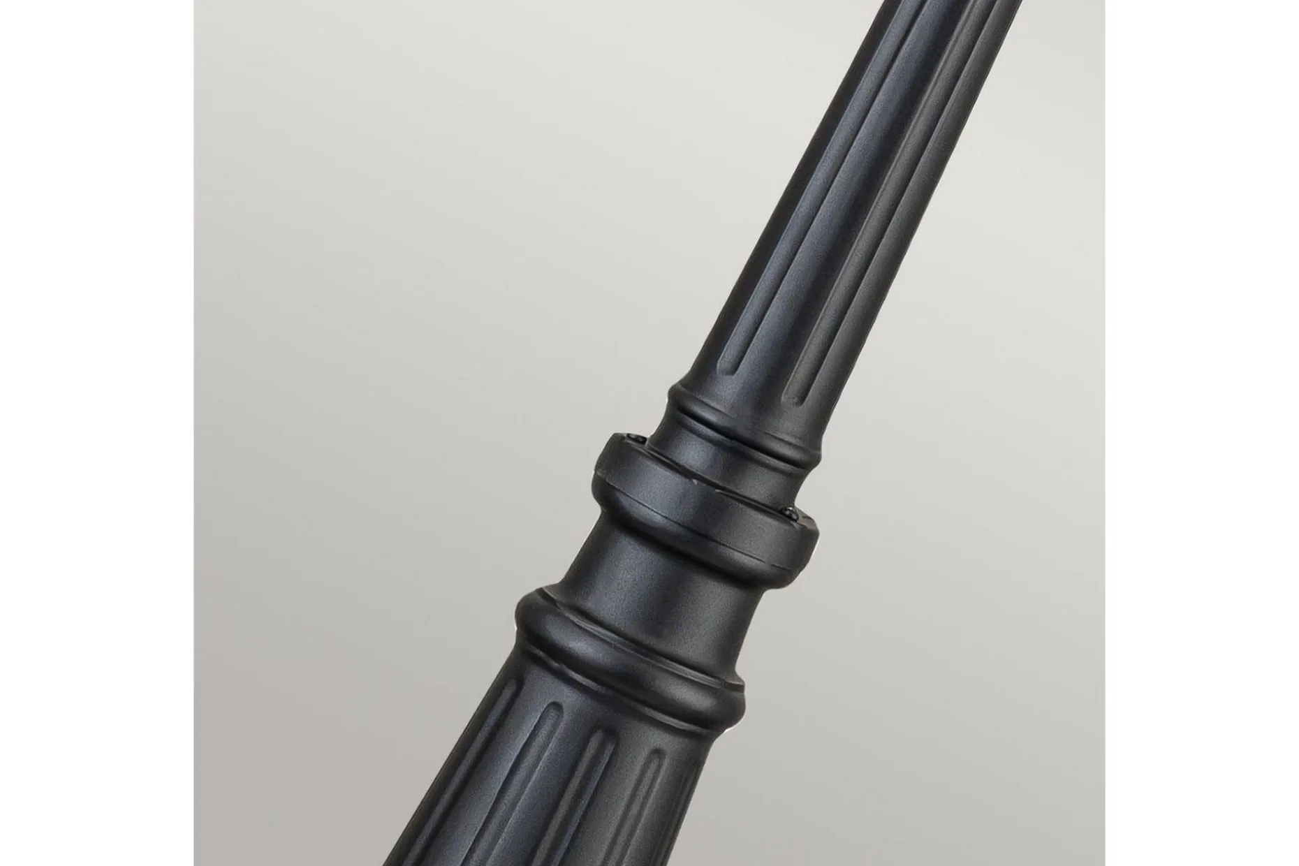 Bayview Elstead Lighting Utelampe