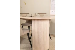 Biana Spisegruppe 200 cm Oval inkl. 4 Velvets Stoler