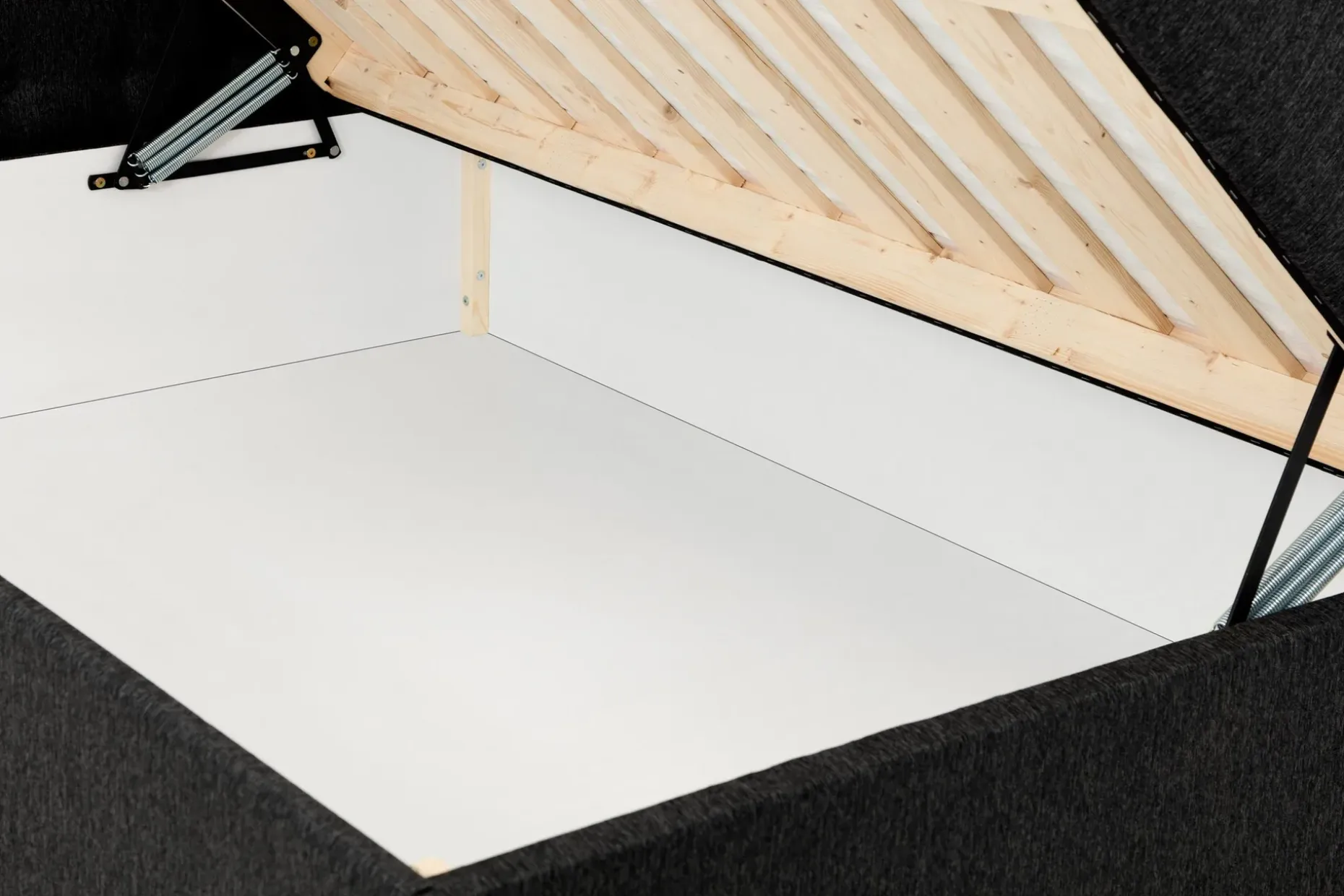 Boxy Box Bed 120x200 cm