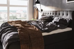 Boxy Box Bed 160x200 cm
