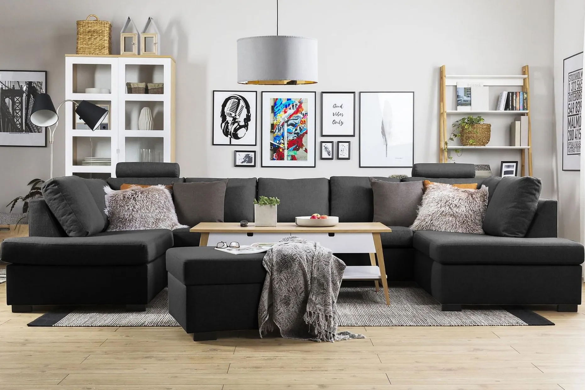 Crazy 5-seters U-formet Sofa med Dobbel Sjeselong i Stoff