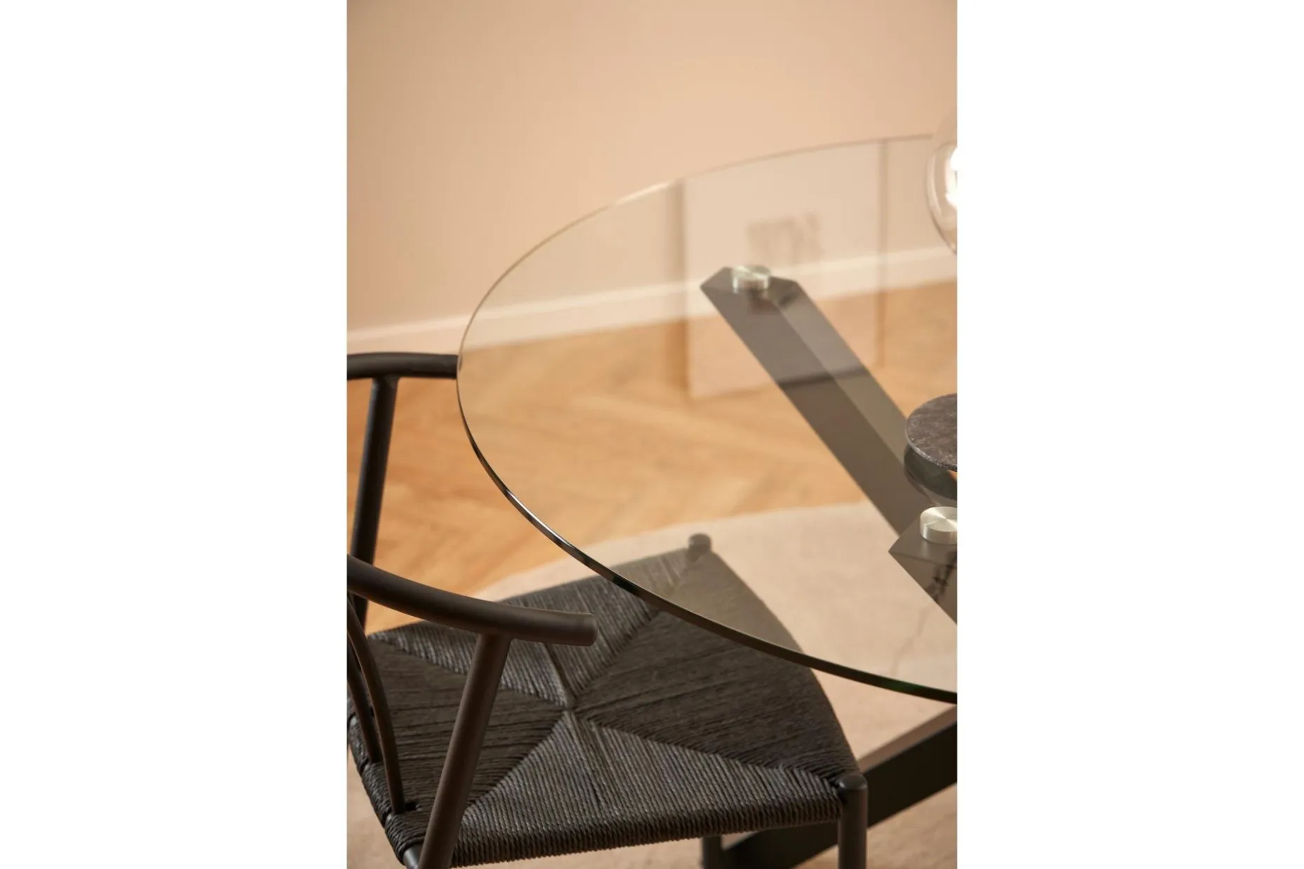 Ganesh Spisebord 119 cm Rundt