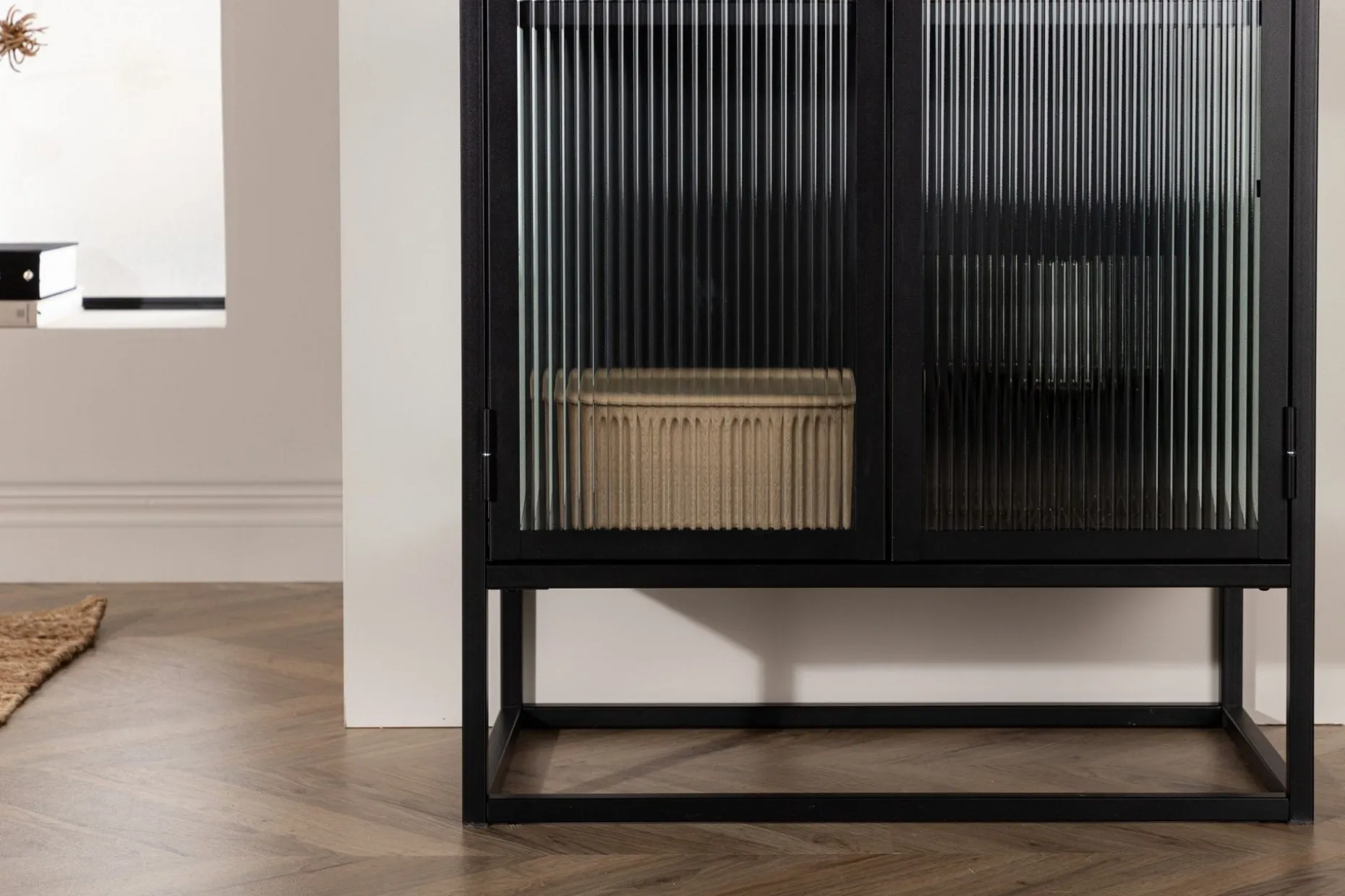 Garis Skapkommode 70x40x160 cm