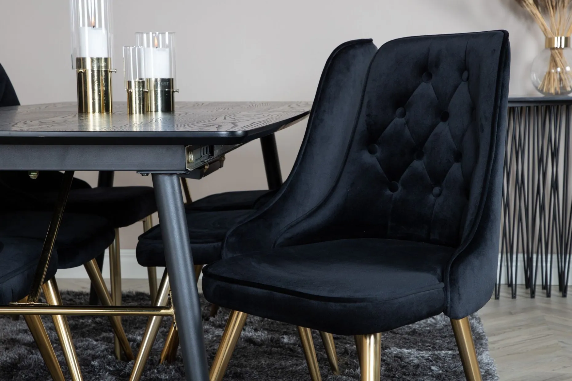 Gold Spisegruppe Forlengningsbar 180-220 cm Rektangulær med 6 Velvet Stoler