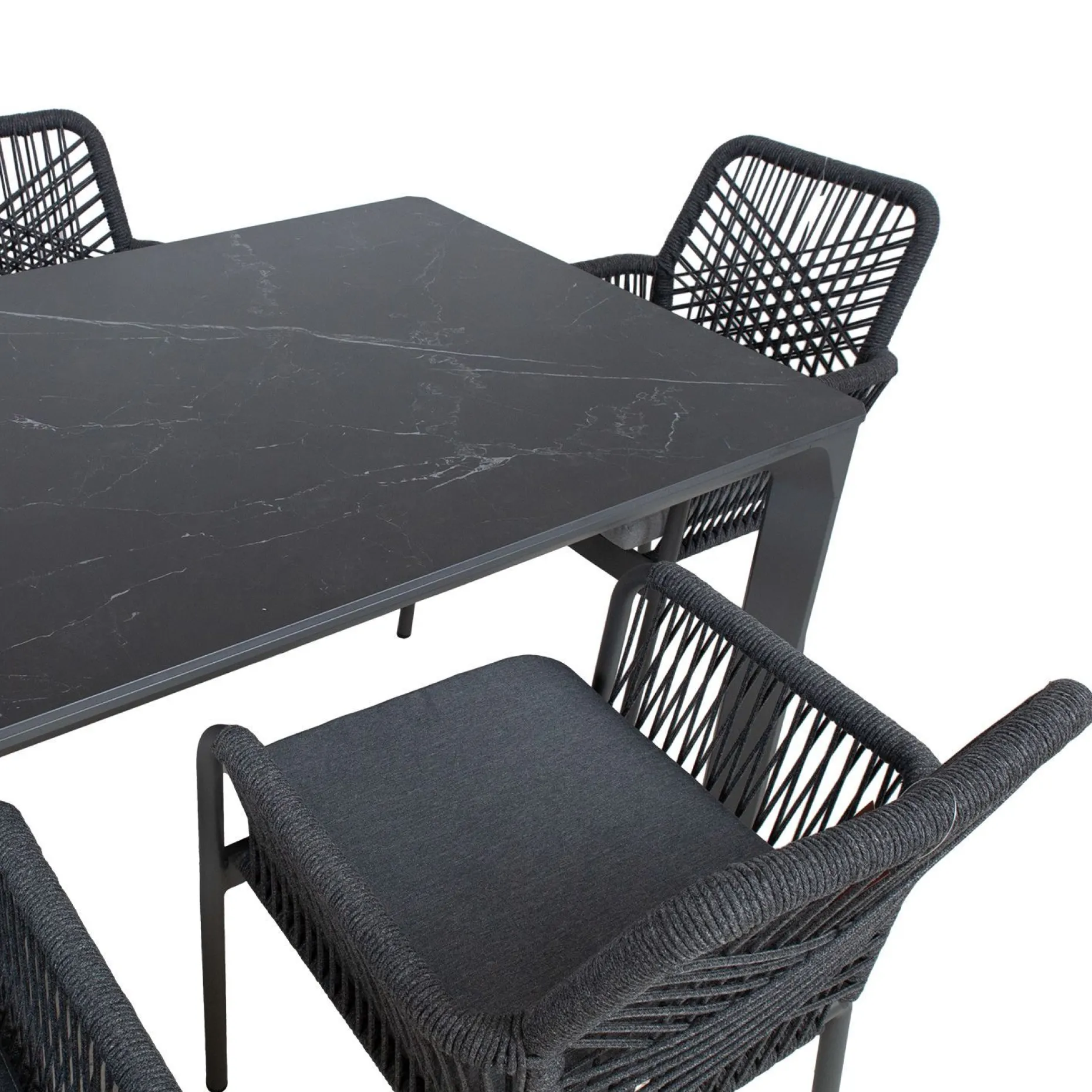 Hagemøbelsett HOME4YOU Carves bord og 6 kryssflettede stoler