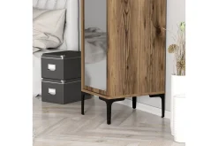 Kumsal Garderobe med Speil