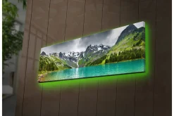 Lerretsbilde med LED-belysning 30x90 cm - Storslått fjellandskap med en glitrende innsjø