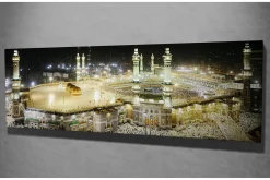 Lerretsbilde 80x30 cm - Storslått utsikt over det hellige stedet i Mekka i nattlys