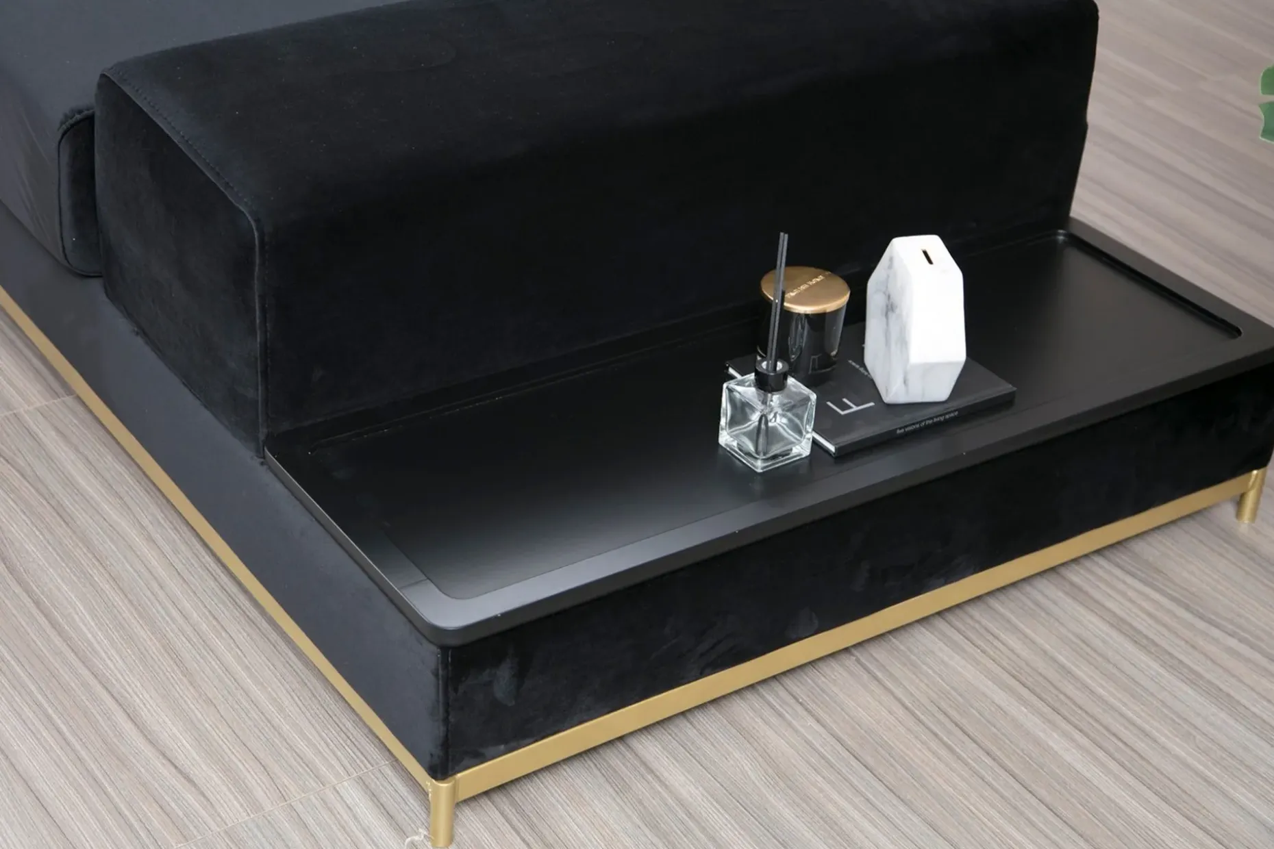 Mezonzo 4-seter Sofa