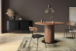Noira Oval TV-benk Valnøtt 150x45 cm Ribbet