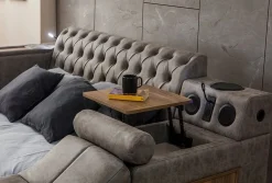 Olyvan sengepakke med benk og oppbevaring 250x290 cm kunstlær