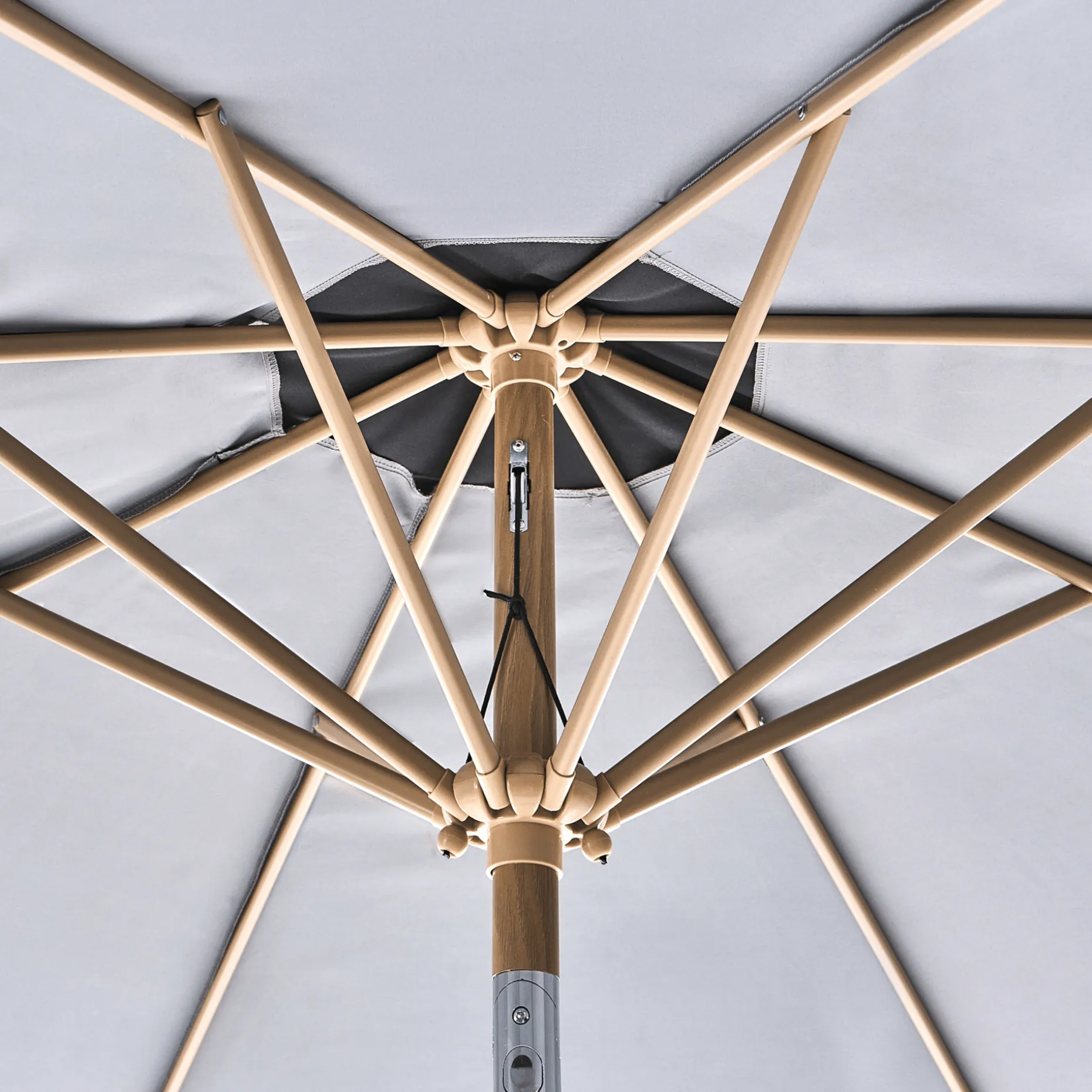 Parasoll utendørs 270 cm Isolotto
