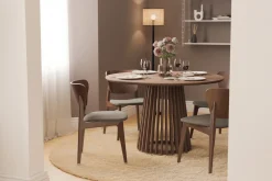 Peyra Rundt Spisebord 120 cm for 4 personer Kjøkkenbord i tre
