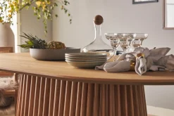 Peyra Spisebord 200 cm Ovalt Eik