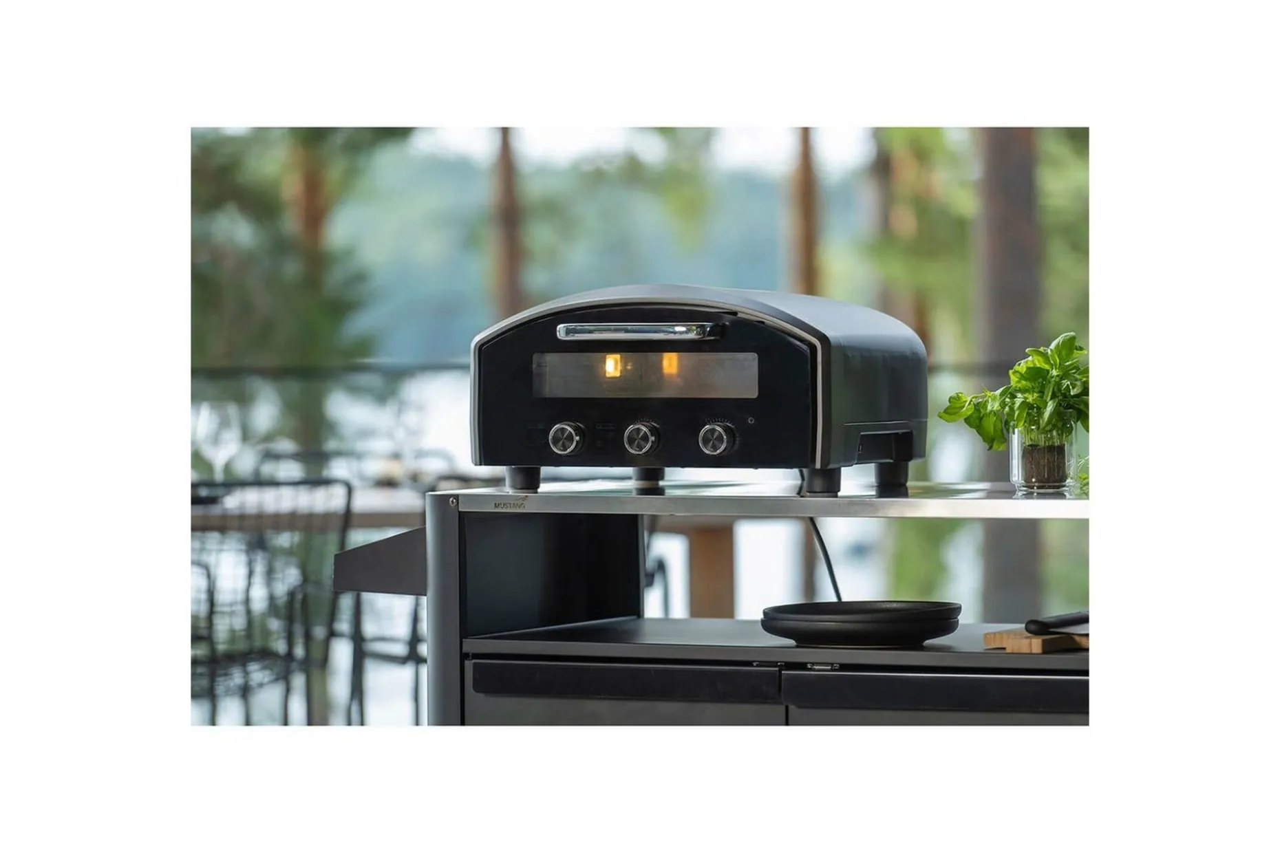 Pizzovn Mustang Elektrisk Astroni 1800-2140 W
