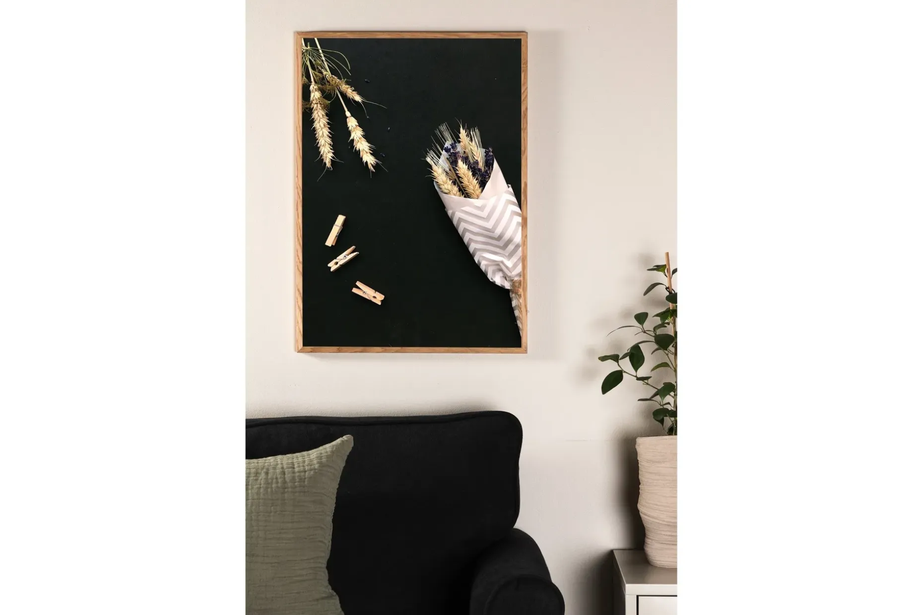 Poster Flowers on table 50x70 cm
