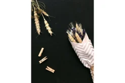 Poster Flowers on table 50x70 cm