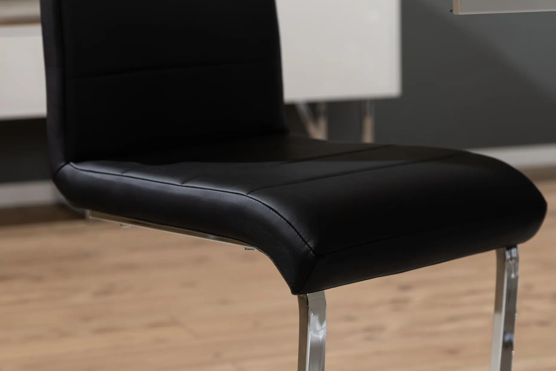 Ratliff Spisegruppe 180 cm + 6 Stoler Utvidbart med Tilleggsplate