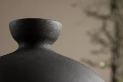 Rellis Vase