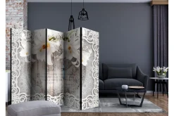 Romdeler Lilies and Quilted Background II