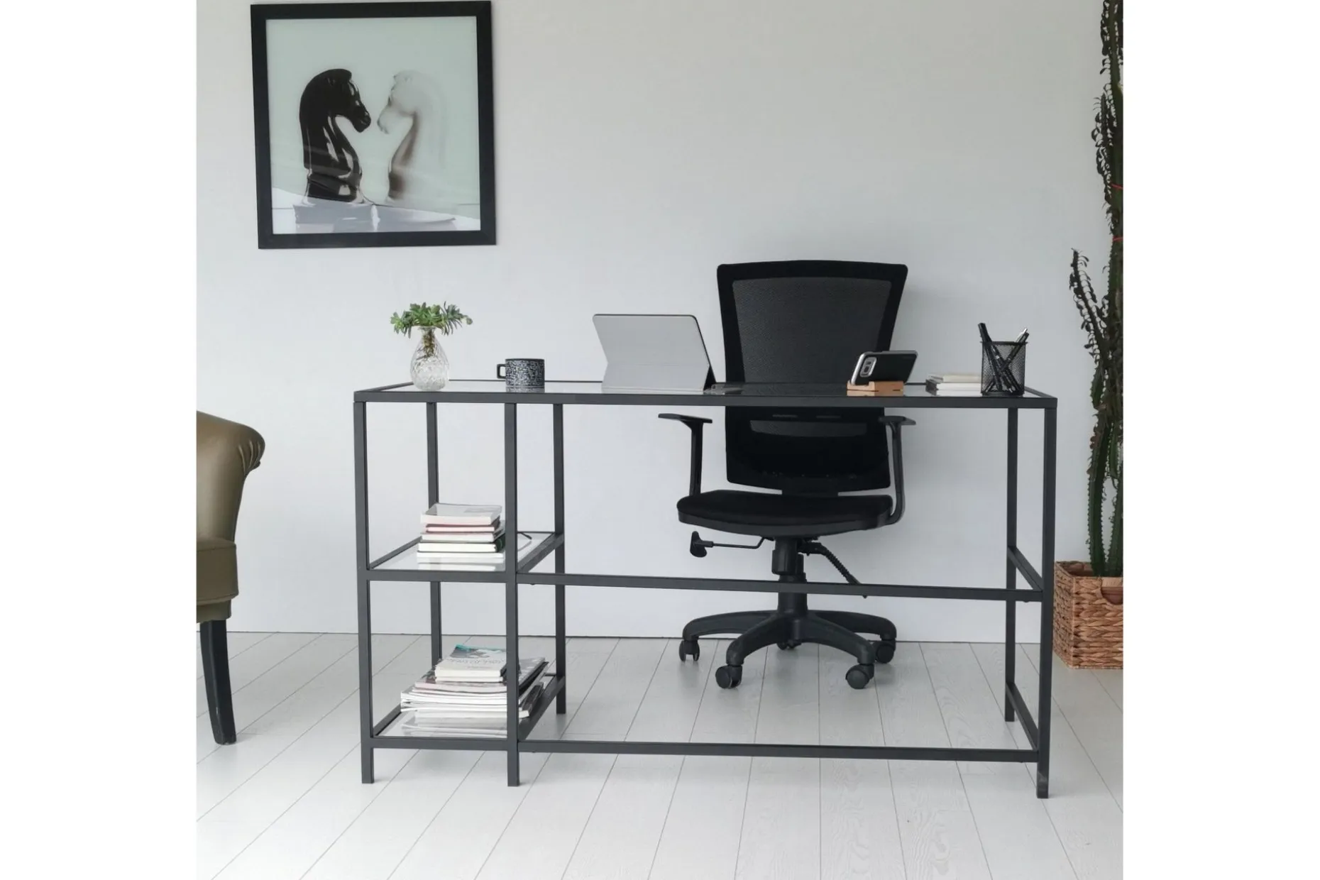 Sabani Skrivebord 130 cm med Oppbevaring 2 Hyller
