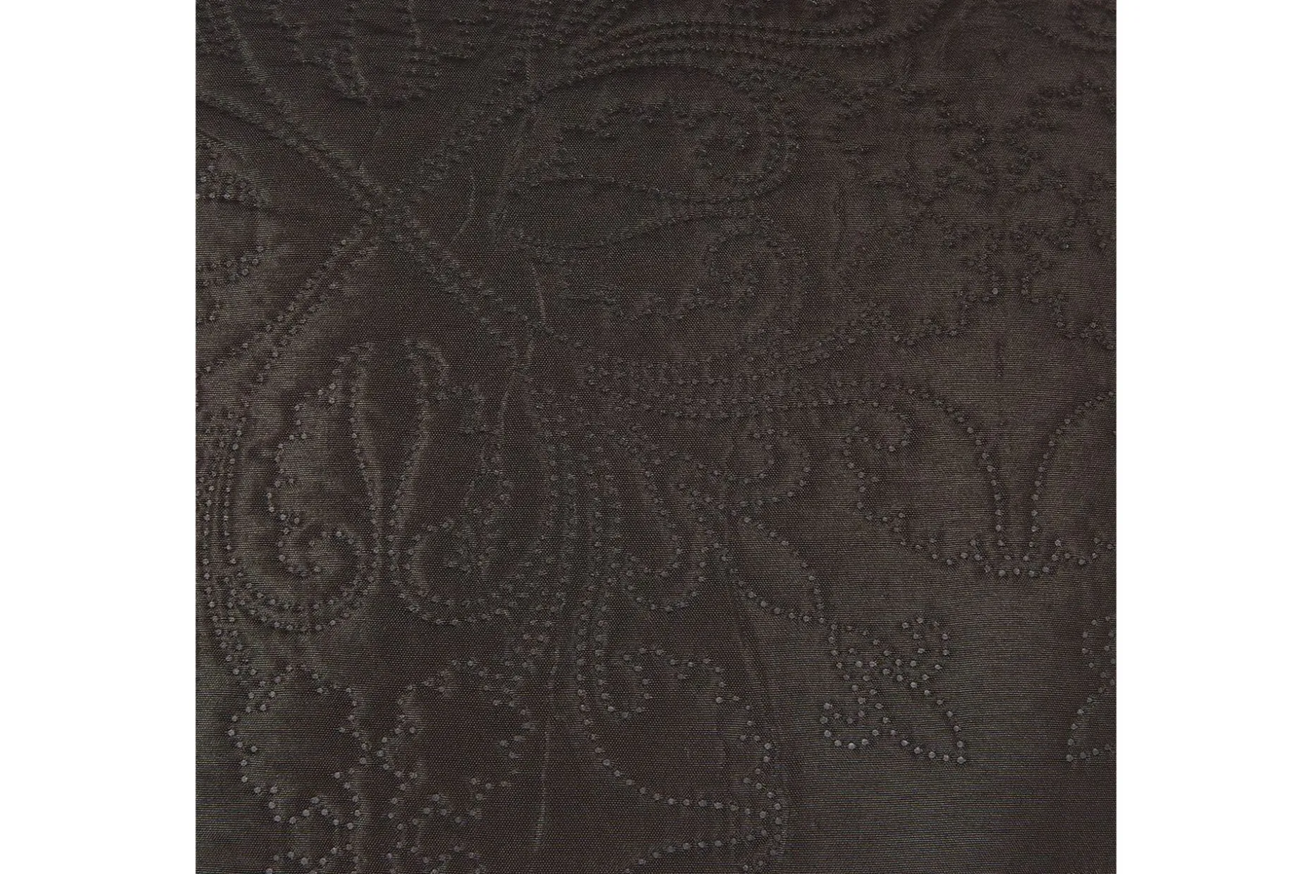 Sengeteppe Rayen med puter 160x220 cm