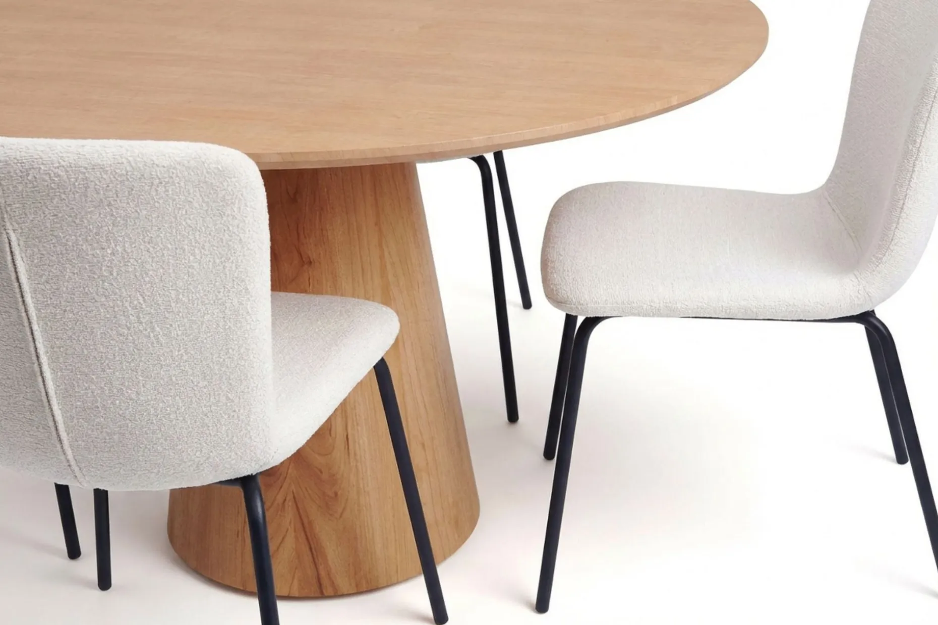 Siena spisegruppe rund 110 cm eik med 4 Katy spisestoler