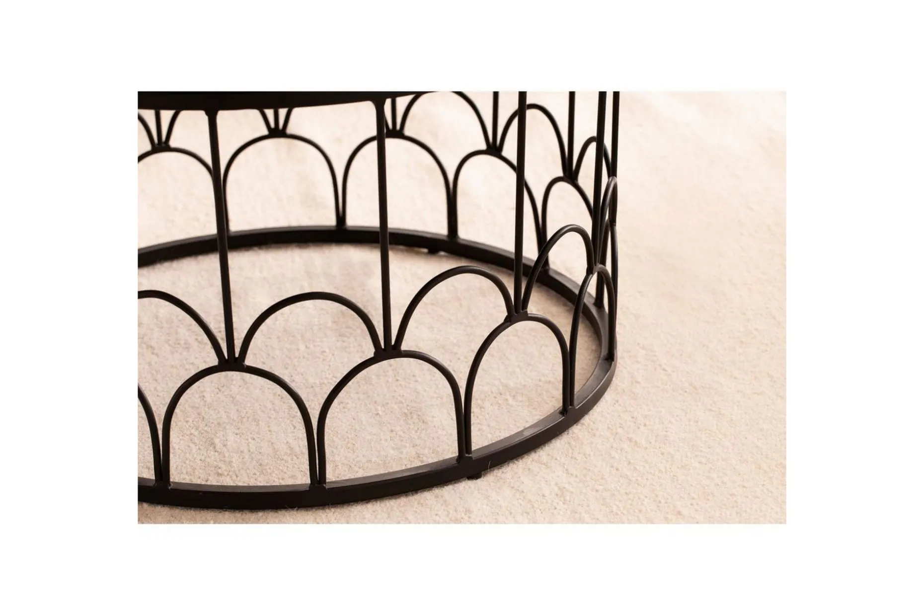 Sofabord Wohnling Massivt treverk rund 60 cm med moderne metallramme moderne