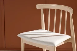 Spisestol uten armlener Peach Flora spisestol - Whitewash-ben / Beige stoff Hvitvasket