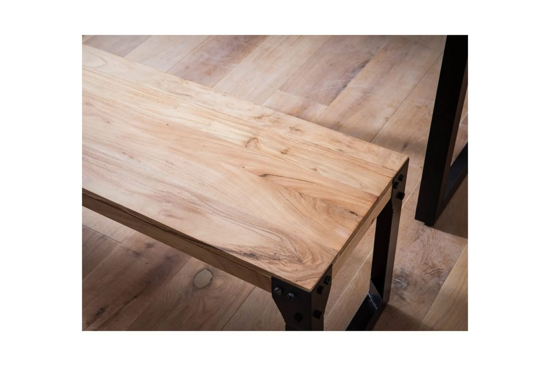 Spisestuebenk Wohnling massivt tre industriell stil med metallbein 140 cm