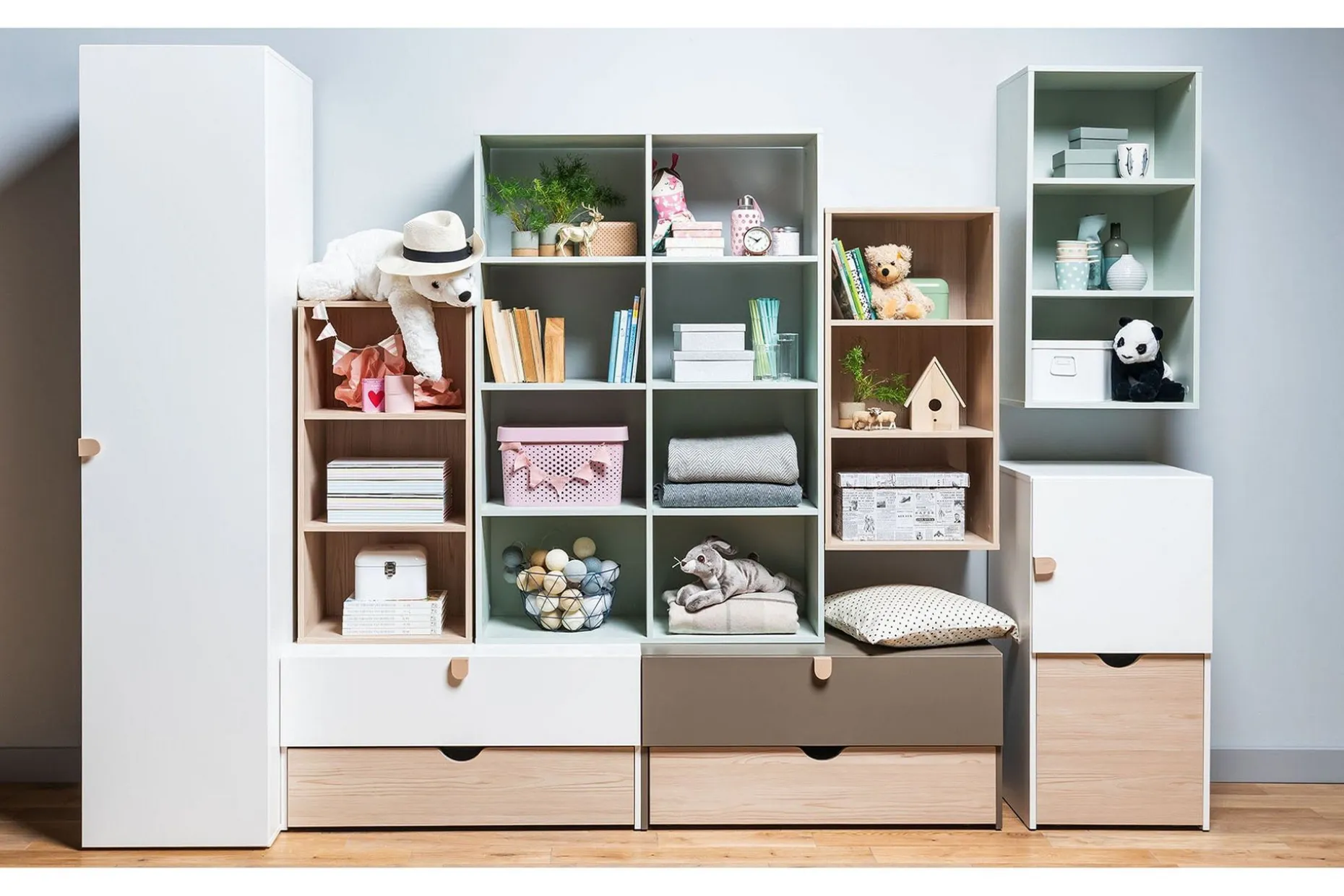 Stige Garderobe Hvit