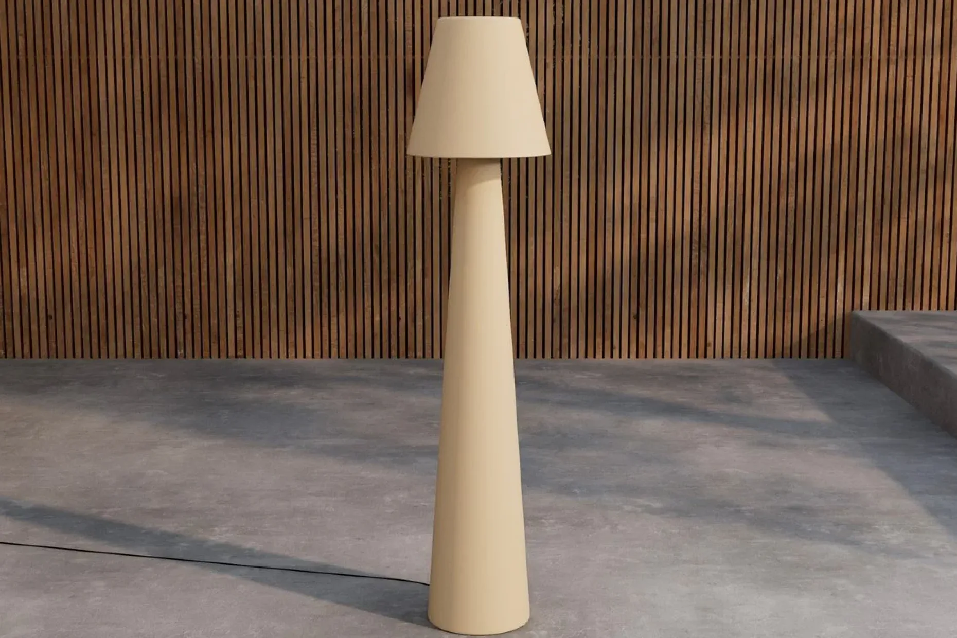 Stratford gulvlampe utendørs