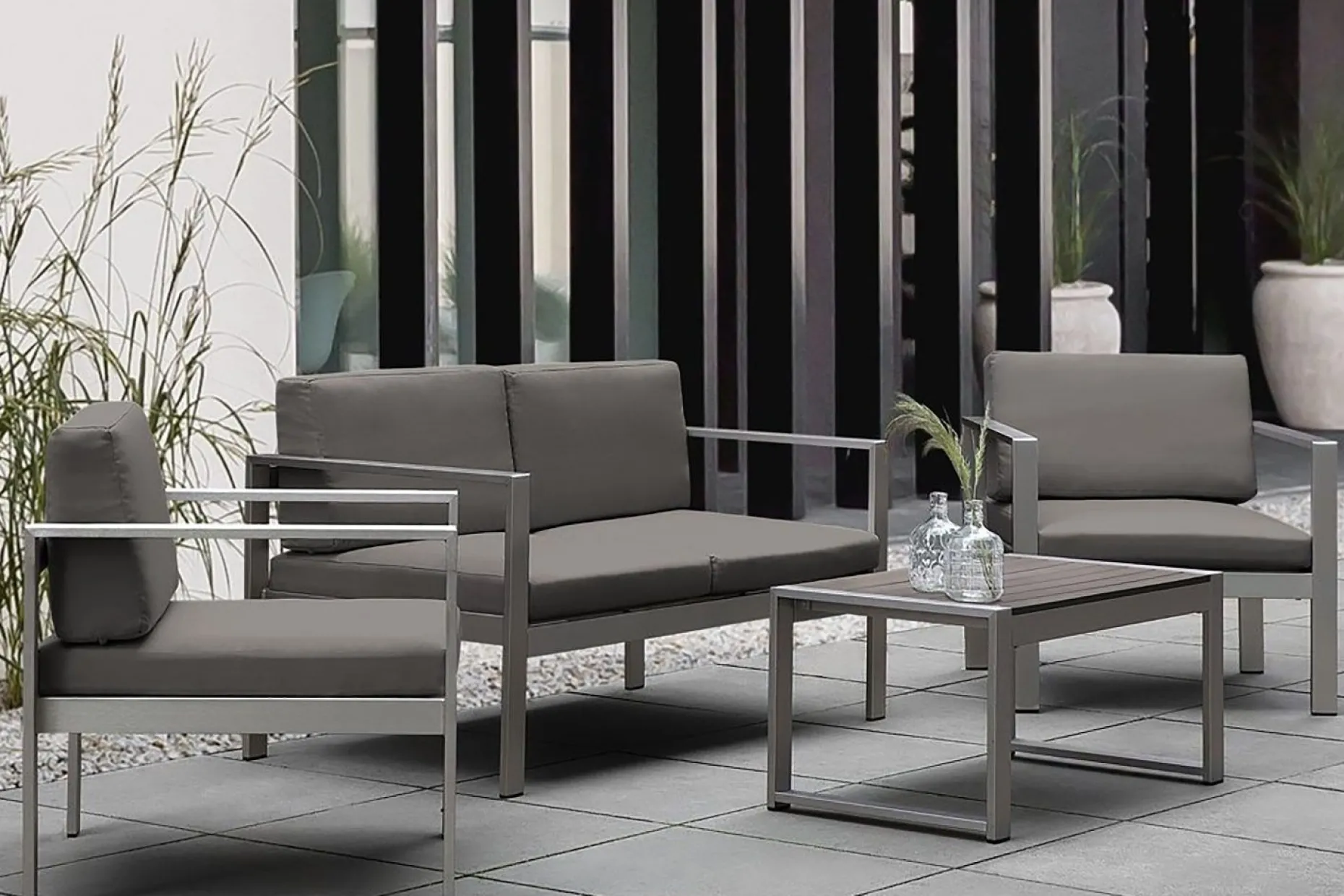 Tirrena Sofa 142 cm