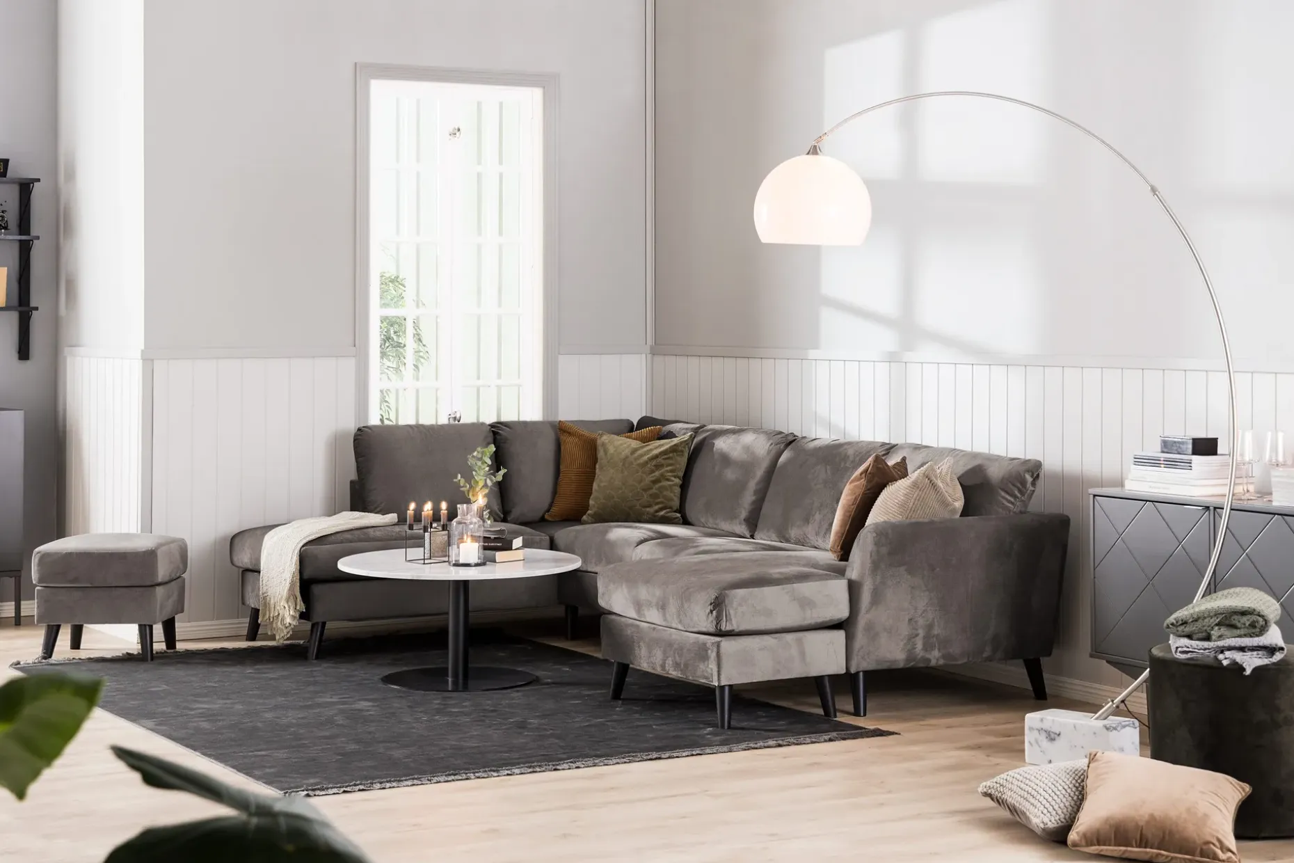 Trend 4-seters Venstrevendt U-formet Sofa med Divan og Sjeselong i Fløyel