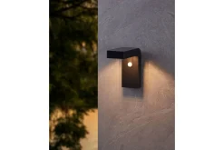 Vegglampe utendørsbelysning Eglo Baracconi med sensor