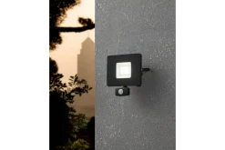 Veggstrålkaster Utendørs Eglo Faedo 3 med Sensor 30W, Svart
