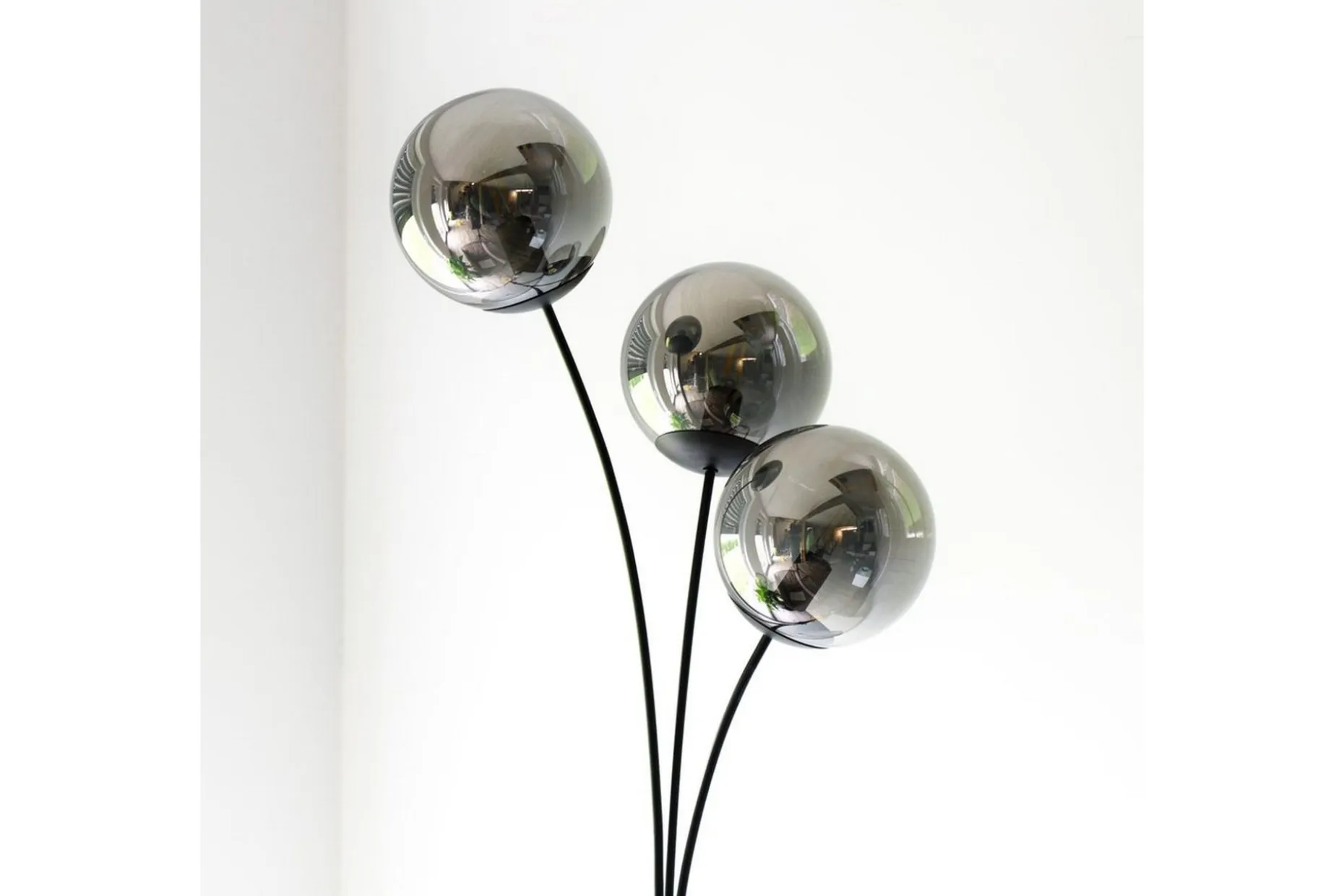 Widow Just Light Gulvlampe
